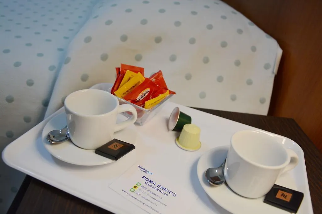 Roma Enrico Guesthouse Гостевой дом