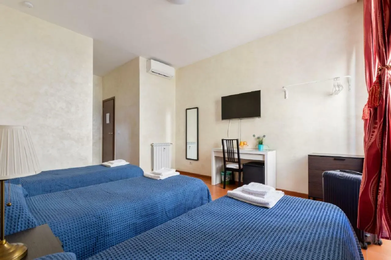 Гостевой дом Roma Enrico Guesthouse